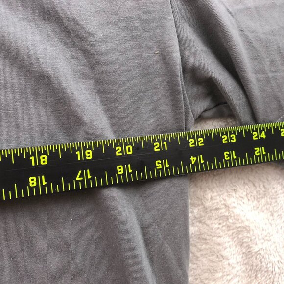 AC/DC Mens T-Shirt Medium Graphic Band Tee Romwe Angus Young Rock Band Shirt - Picture 5 of 10